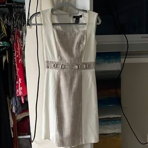 Structured dress beautiful neutrals! Size 00 WHBM